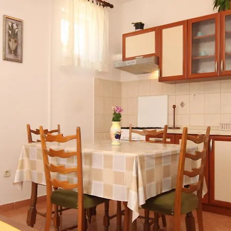 8237b Appartamento *